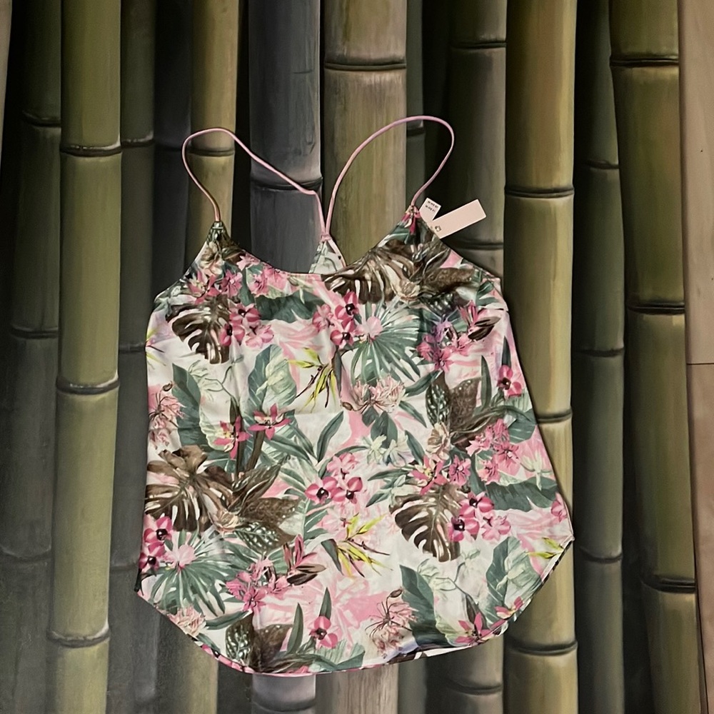 Victoria’s Secret Cami XS New With Tags